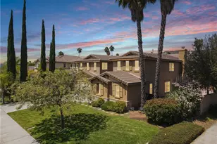 36689 Clove Currant Ln, Murrieta, CA 92562 - Photo 2