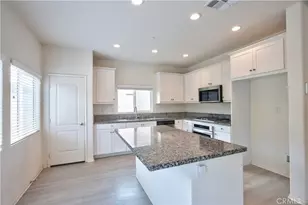 30709 Expedition Dr, Winchester, CA 92596 - Photo 16