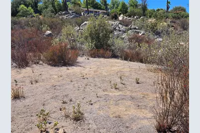 21 Vista Del Valle, Hemet, CA 92544 - Photo 14