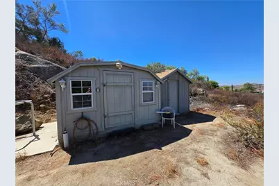 21 Vista Del Valle, Hemet, CA 92544 - Photo 18