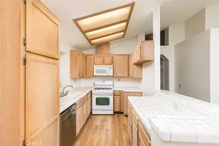 24646 Leafwood Dr, Murrieta, CA 92562 - Photo 10