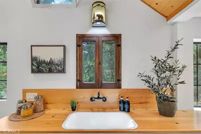 54039 Montgomery, Idyllwild, CA 92549 - Photo 16