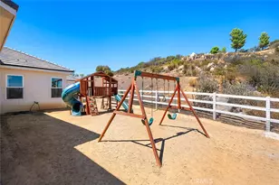 38566 Vista Del Bosque, Murrieta, CA 92562 - Photo 46