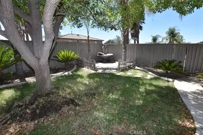 28721 Meadow View Drive, Menifee, CA 92584 - Photo 2