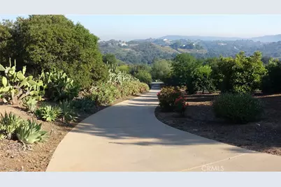 19300 Hombre Lane, Murrieta, CA 92562 - Photo 10