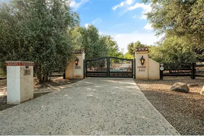 19300 Hombre Lane, Murrieta, CA 92562 - Photo 8