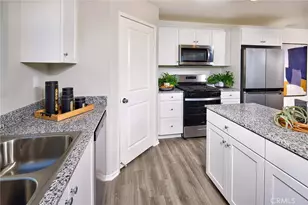 30432 Genesis Ct, Winchester, CA 92596 - Photo 6