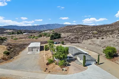 23742 Bundy Canyon Road, Wildomar, CA 92595 - Photo 36