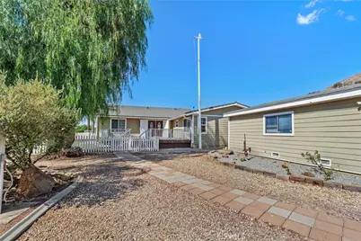 23742 Bundy Canyon Road, Wildomar, CA 92595 - Photo 26