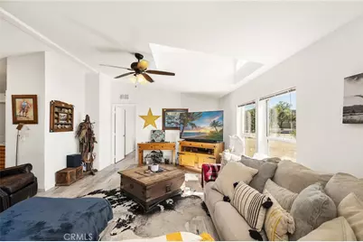 31250 Loretta Ave., Winchester, CA 92596 - Photo 12