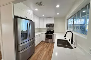 29731 Bonanza Pl, Canyon Lake, CA 92587 - Photo 4