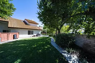 40579 New Town, Temecula, CA 92591 - Photo 46