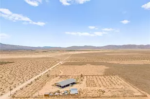 36990 Cambria Rd, Lucerne Valley, CA 92356 - Photo 4