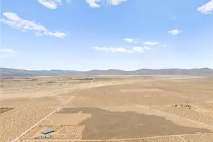 36990 Cambria Rd, Lucerne Valley, CA 92356 - Photo 12