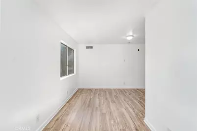 7254 Vassar Ave #308, Canoga Park, CA 91303 - Photo 14