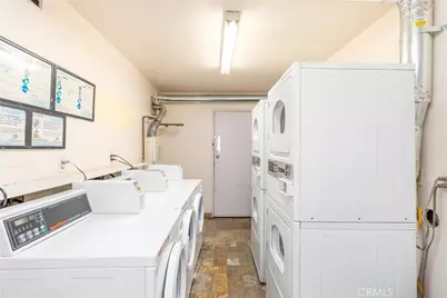 7254 Vassar Ave #308, Canoga Park, CA 91303 - Photo 30