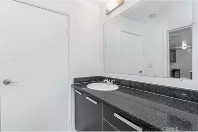 7254 Vassar Ave #308, Canoga Park, CA 91303 - Photo 16