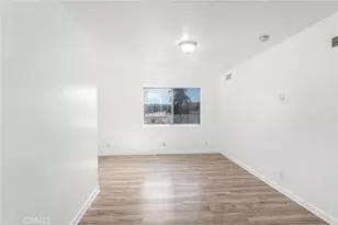 7254 Vassar Ave, Canoga Park, CA 91303 - Photo 8