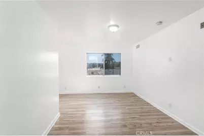 7254 Vassar Ave #308, Canoga Park, CA 91303 - Photo 12