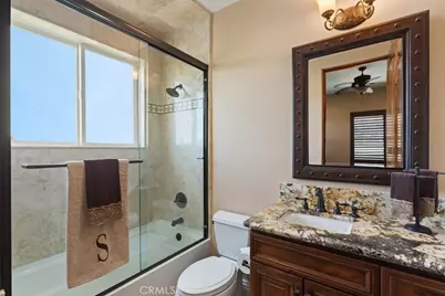 21128 Via Los Laureles, Murrieta, CA 92562 - Photo 32