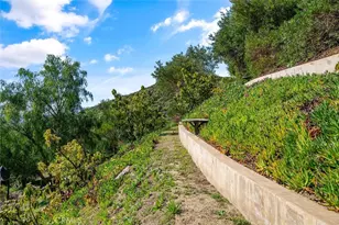 21128 Via Los Laureles, Murrieta, CA 92562 - Photo 58