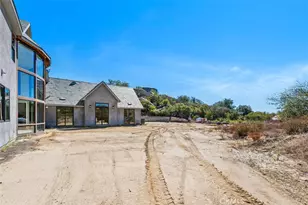 42125 Calle Paramo, Murrieta, CA 92562 - Photo 64