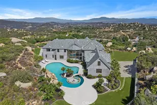 42125 Calle Paramo, Murrieta, CA 92562 - Photo 6