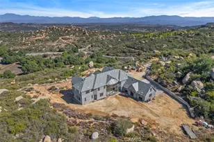 42125 Calle Paramo, Murrieta, CA 92562 - Photo 70