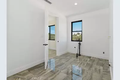 42125 Calle Paramo, Murrieta, CA 92562 - Photo 48