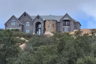 42125 Calle Paramo, Murrieta, CA 92562 - Photo 2