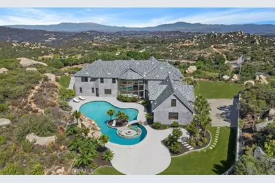 42125 Calle Paramo, Murrieta, CA 92562 - Photo 6