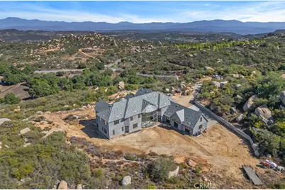 42125 Calle Paramo, Murrieta, CA 92562 - Photo 70