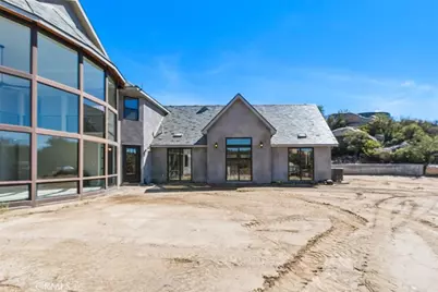 42125 Calle Paramo, Murrieta, CA 92562 - Photo 68