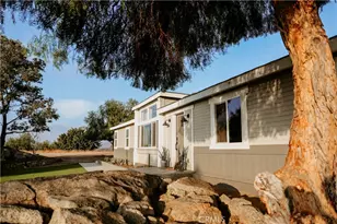 39220 Gray Squirrel Rd, Temecula, CA 92592 - Photo 1