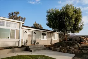 39220 Gray Squirrel Rd, Temecula, CA 92592 - Photo 4