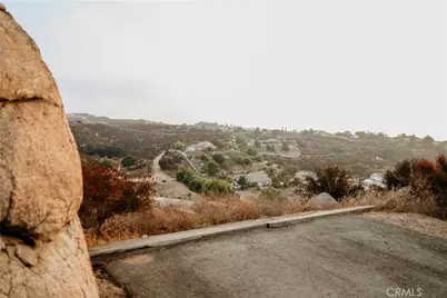 39220 Gray Squirrel Road, Temecula, CA 92592 - Photo 52