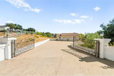 21977 Paseo Chico, Murrieta, CA 92562 - Photo 62