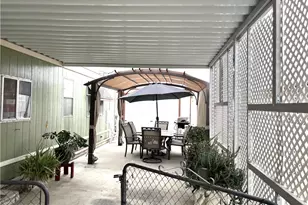 209 Flora Vista, San Jacinto, CA 92582 - Photo 10