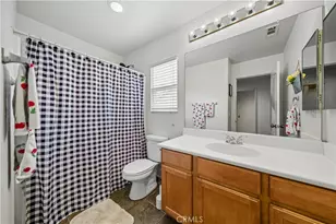 30808 Evian Dr, Murrieta, CA 92563 - Photo 24