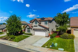 30808 Evian Dr, Murrieta, CA 92563 - Photo 8