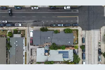 705 McDonald Avenue, Wilmington, CA 90744 - Photo 36