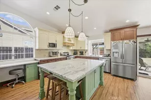 19250 Henshaw Ct, Lake Elsinore, CA 92530 - Photo 8