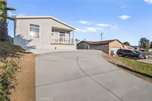 29566 La Cresta Dr, Menifee, CA 92587 - Photo 32