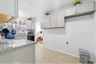 4539 E 53rd St, Maywood, CA 90270 - Photo 12