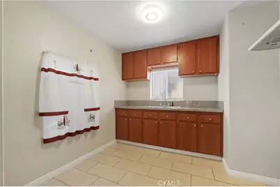 4539 E 53rd St, Maywood, CA 90270 - Photo 28