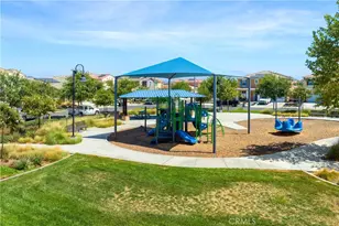 27545 Cloudy Peak Wy, Menifee, CA 92584 - Photo 34