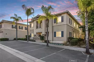 26390 Arboretum Way, Murrieta, CA 92563 - Photo 2