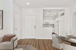 26390 Arboretum Way, Murrieta, CA 92563 - Photo 10