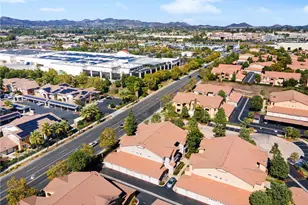 41410 Juniper St, Murrieta, CA 92562 - Photo 32