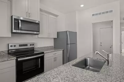 724 Highlands Drive, San Jacinto, CA 92582 - Photo 8